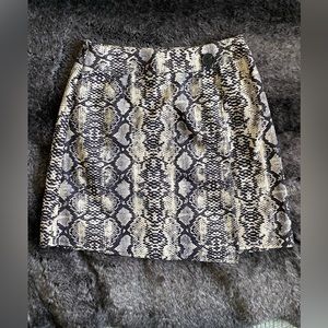 SHEIN soft snake skin mini skirt